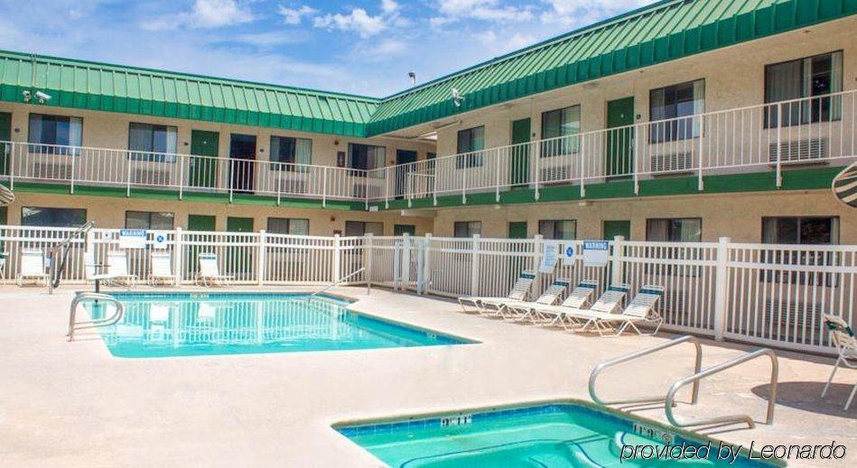 University Inn Fresno
