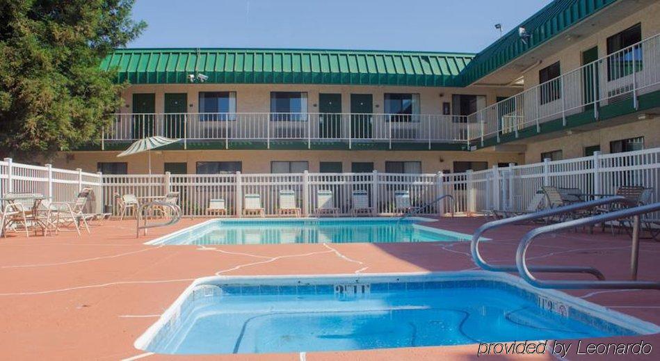 University Inn Fresno Motel