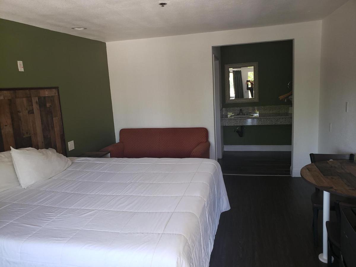 University Inn Fresno 2* Fresno